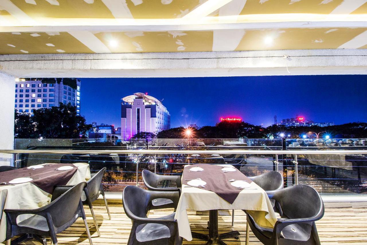 Fabhotel Prime Avenue Індаур Екстер'єр фото